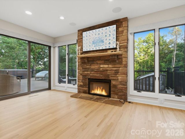 115 Forest Cliff Court NE, Concord, NC 28025