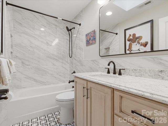 115 Forest Cliff Court NE, Concord, NC 28025