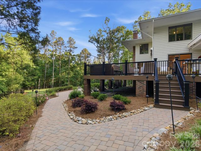 115 Forest Cliff Court NE, Concord, NC 28025