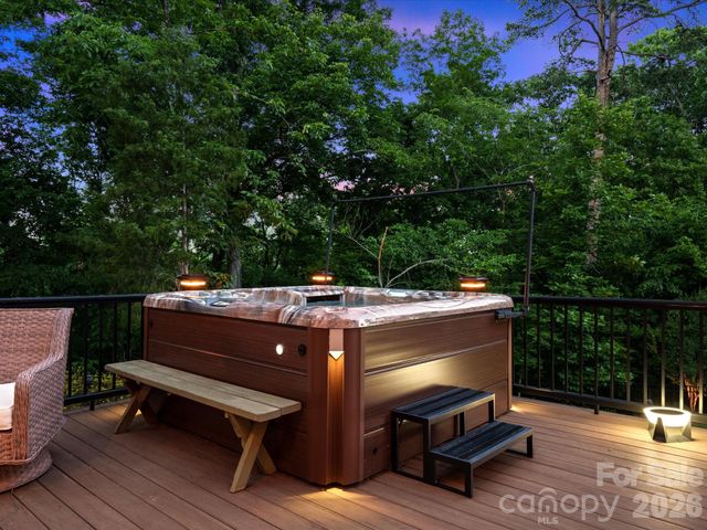 115 Forest Cliff Court NE, Concord, NC 28025