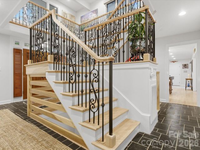 115 Forest Cliff Court NE, Concord, NC 28025