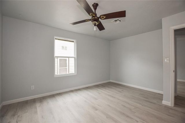 1924 NE 25th Street, Oklahoma City, OK 73111