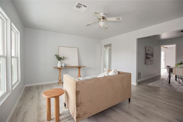 1924 NE 25th Street, Oklahoma City, OK 73111