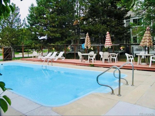 2054 Sunridge Circle, Broomfield, CO 80020