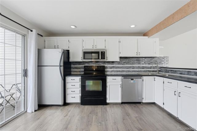 2054 Sunridge Circle, Broomfield, CO 80020