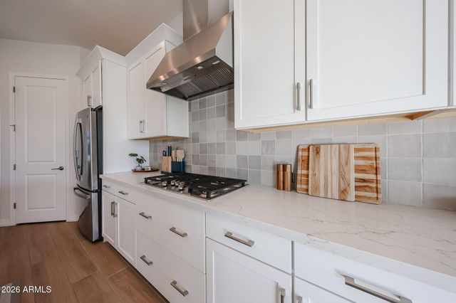 18118 W HIGHLAND Avenue, Goodyear, AZ 85395