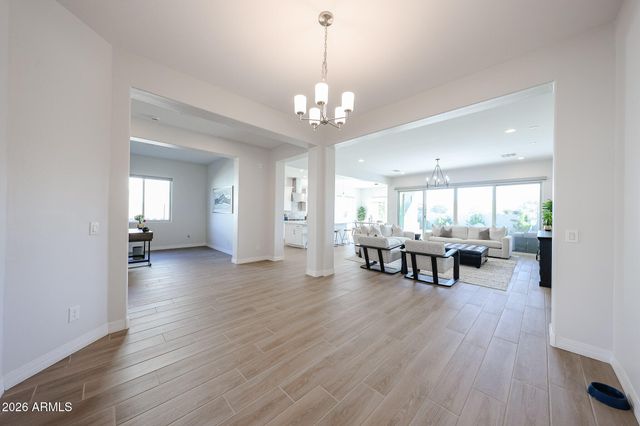 18118 W HIGHLAND Avenue, Goodyear, AZ 85395