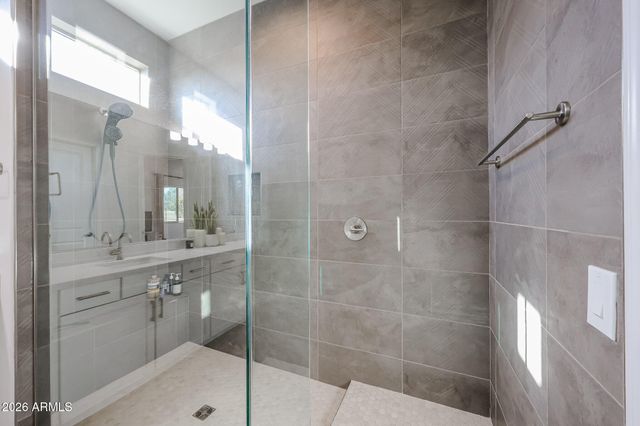 18118 W HIGHLAND Avenue, Goodyear, AZ 85395