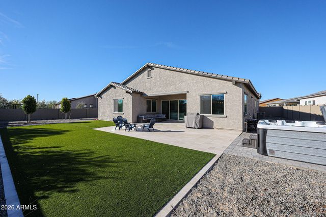 18118 W HIGHLAND Avenue, Goodyear, AZ 85395