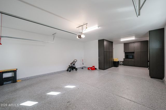 18118 W HIGHLAND Avenue, Goodyear, AZ 85395