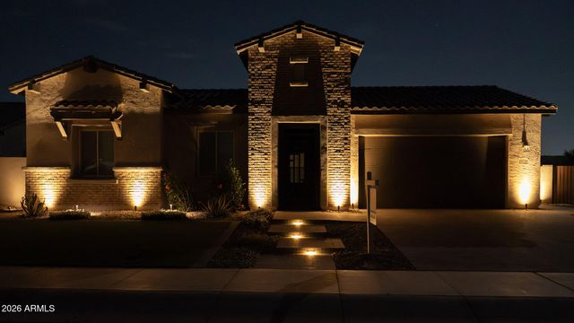 18118 W HIGHLAND Avenue, Goodyear, AZ 85395