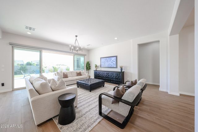 18118 W HIGHLAND Avenue, Goodyear, AZ 85395