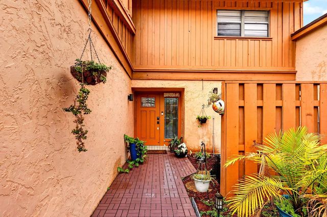 5316 Stonybrook Lane, Boynton Beach, FL 33437