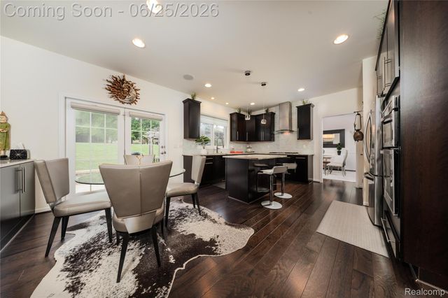 50719 Amesburg Drive, Novi, MI 48374