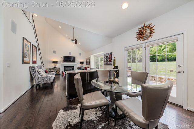50719 Amesburg Drive, Novi, MI 48374