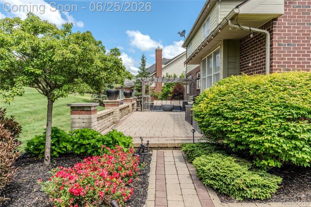 50719 Amesburg Drive, Novi, MI 48374