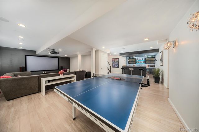 50719 Amesburg Drive, Novi, MI 48374