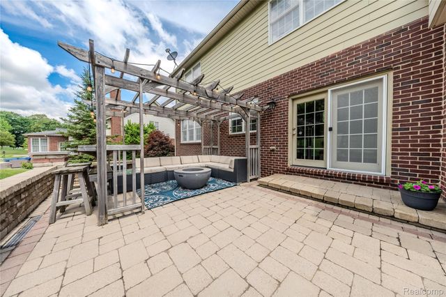 50719 Amesburg Drive, Novi, MI 48374