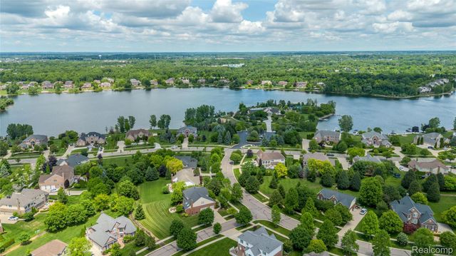 50719 Amesburg Drive, Novi, MI 48374