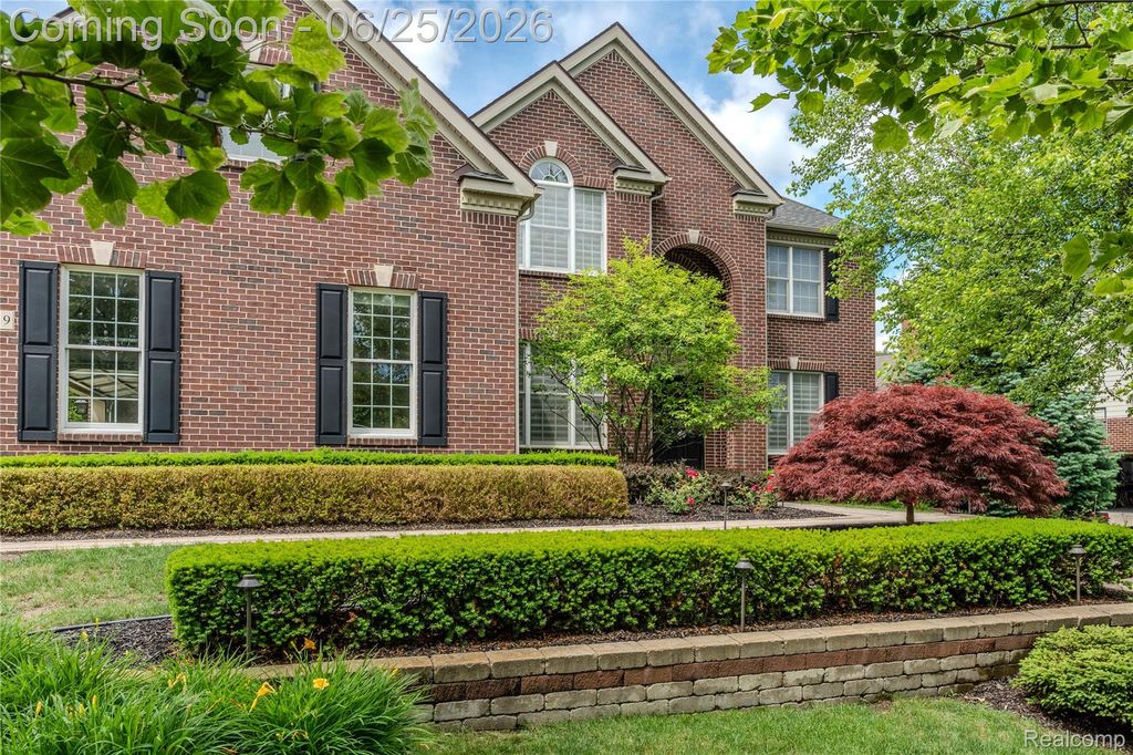 50719 Amesburg Drive, Novi, MI 48374