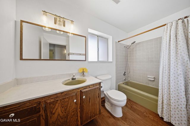 43944 Halcom Avenue, Lancaster, CA 93536