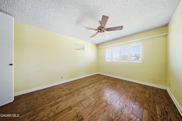 43944 Halcom Avenue, Lancaster, CA 93536