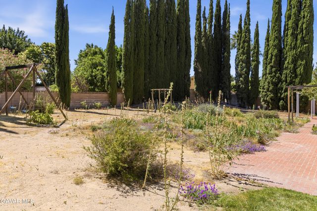 43944 Halcom Avenue, Lancaster, CA 93536