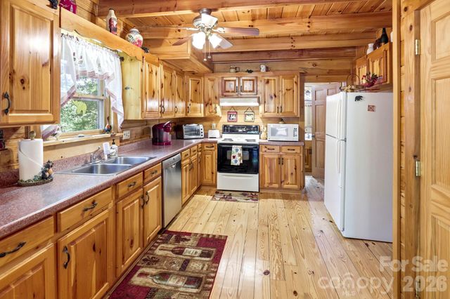 119 Egret Road, Lake Lure, NC 28746
