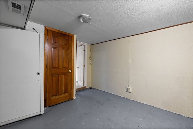 11430 69th Place S, Seattle, WA 98178