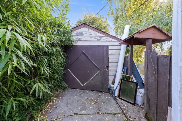 11430 69th Place S, Seattle, WA 98178