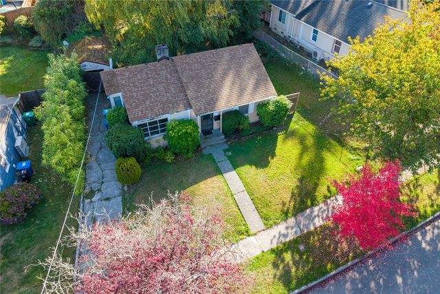11430 69th Place S, Seattle, WA 98178
