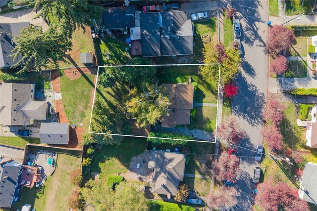 11430 69th Place S, Seattle, WA 98178