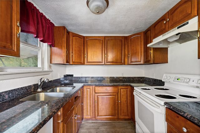 11430 69th Place S, Seattle, WA 98178