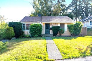 11430 69th Place S, Seattle, WA 98178