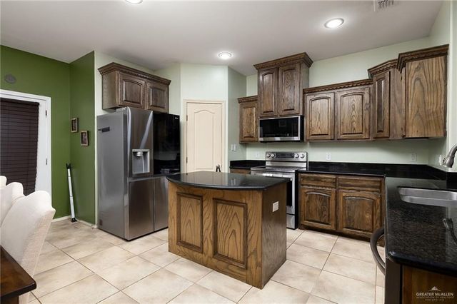 3704 Oriole Drive, Mission, TX 78572