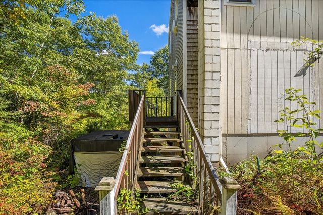 42 Steeplebush Way, Plymouth, MA 02360