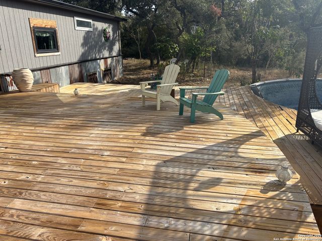 203 RANCH DR, Bandera, TX 78003