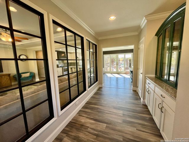 203 RANCH DR, Bandera, TX 78003