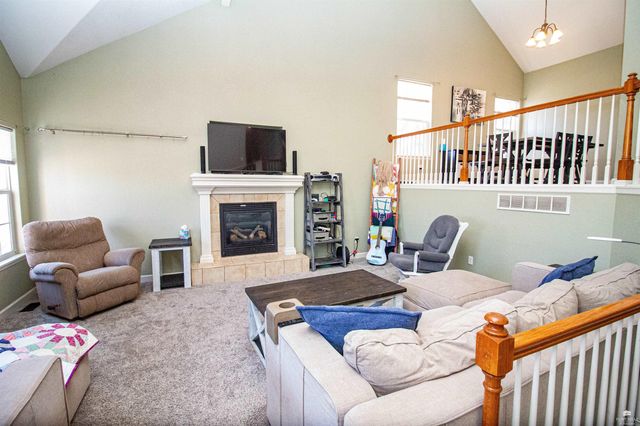 1332 Spring Hill Dr., Junction City, KS 66441