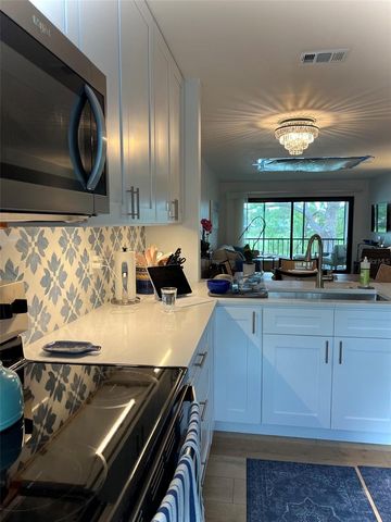 3049 TAYWOOD MEADOWS 4, Sarasota, FL 34235