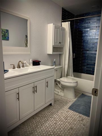3049 TAYWOOD MEADOWS 4, Sarasota, FL 34235