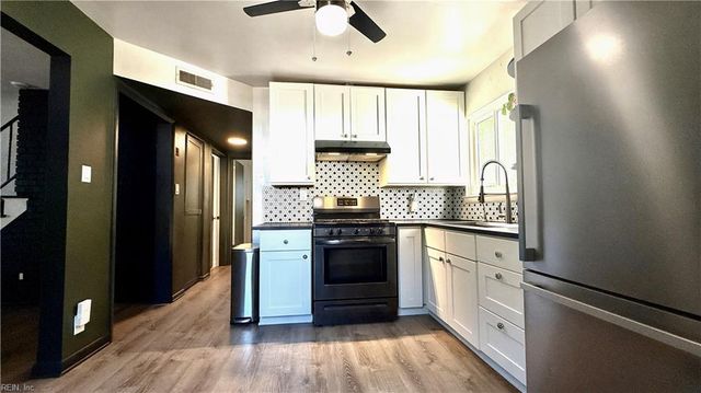 4933 Carnation AVE, Virginia Beach, VA 23462