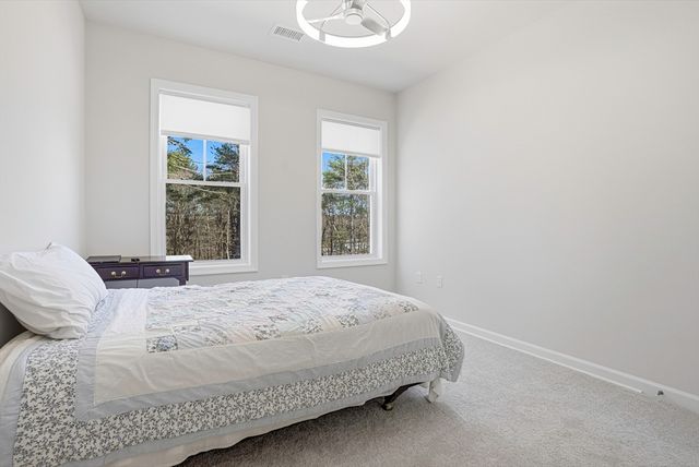 4 Winslow Lane 410, Grafton, MA 01536