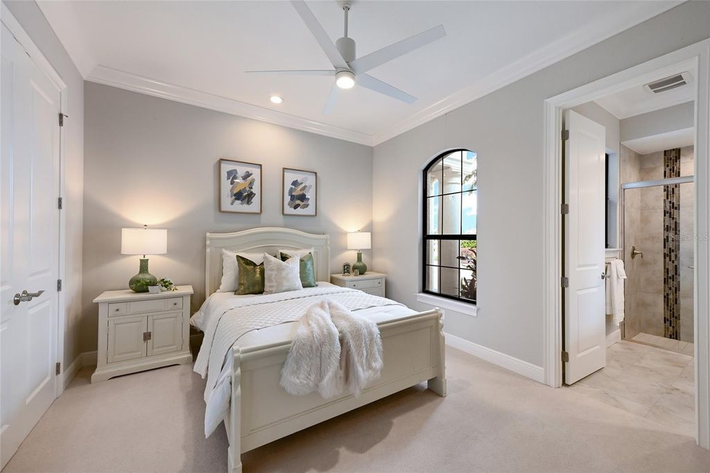 Image 54 of property listing at 8411 BROADSTONE COURT, Bradenton, FL 34202