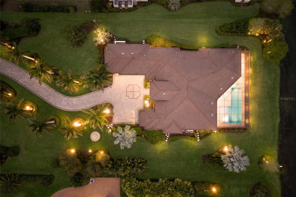 Image 70 of property listing at 8411 BROADSTONE COURT, Bradenton, FL 34202