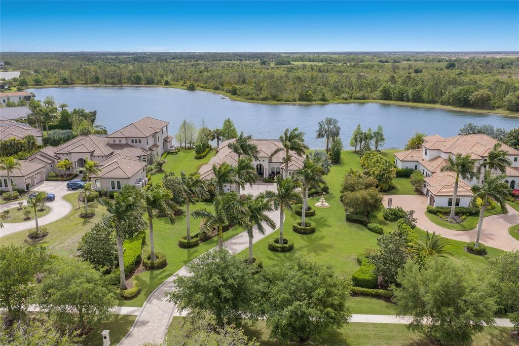 Image 75 of property listing at 8411 BROADSTONE COURT, Bradenton, FL 34202