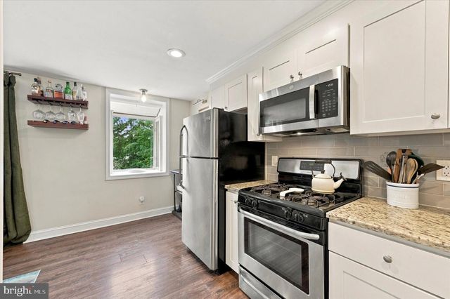 5338 BRITTANY DR, Clifton Heights, PA 19018