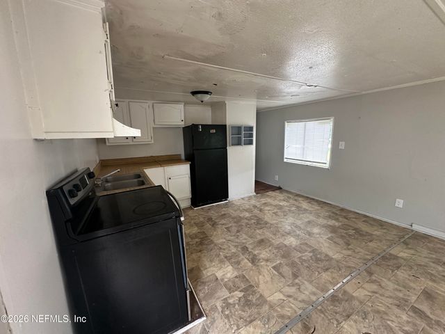 8710 COCOA Avenue, Jacksonville, FL 32211