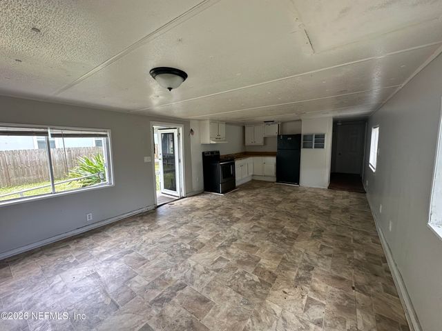 8710 COCOA Avenue, Jacksonville, FL 32211