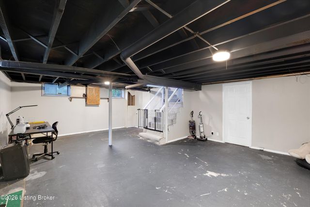 2808 Rosalee Ave, Louisville, KY 40220